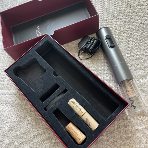 Electric Wine Opener Uncle Vines opener Vacuum wine stopper Wine pourer Foil cut - Picture 10 of 12